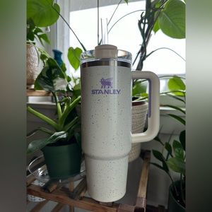 NEVER USED. Stanley Tumbler